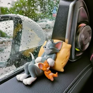 Tom & Jerry Cartoon Figurines – Cute Desk & Car Decoration Ornaments